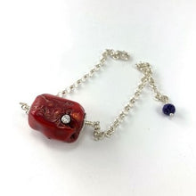 Load image into Gallery viewer, Coral Bead Bracelet