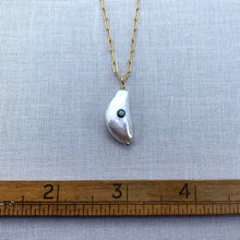 Load image into Gallery viewer, Gem Stud Pearl Necklace
