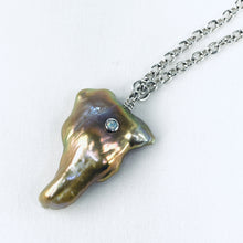 Load image into Gallery viewer, Opal in Pearl Necklace