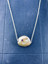 Load image into Gallery viewer, Gem Stud Pearl Slide Necklace
