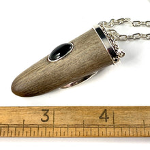 Load image into Gallery viewer, B&W Antler Necklace