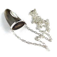 Load image into Gallery viewer, B&W Antler Necklace