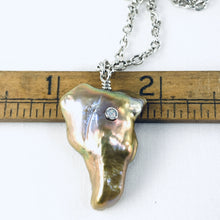 Load image into Gallery viewer, Opal in Pearl Necklace
